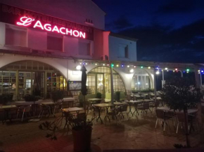 Отель Hôtel Restaurant l'Agachon  Арль